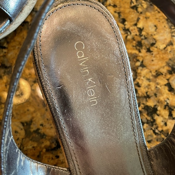 Calvin Klein cork wedge pewter size 10 - Picture 2 of 5